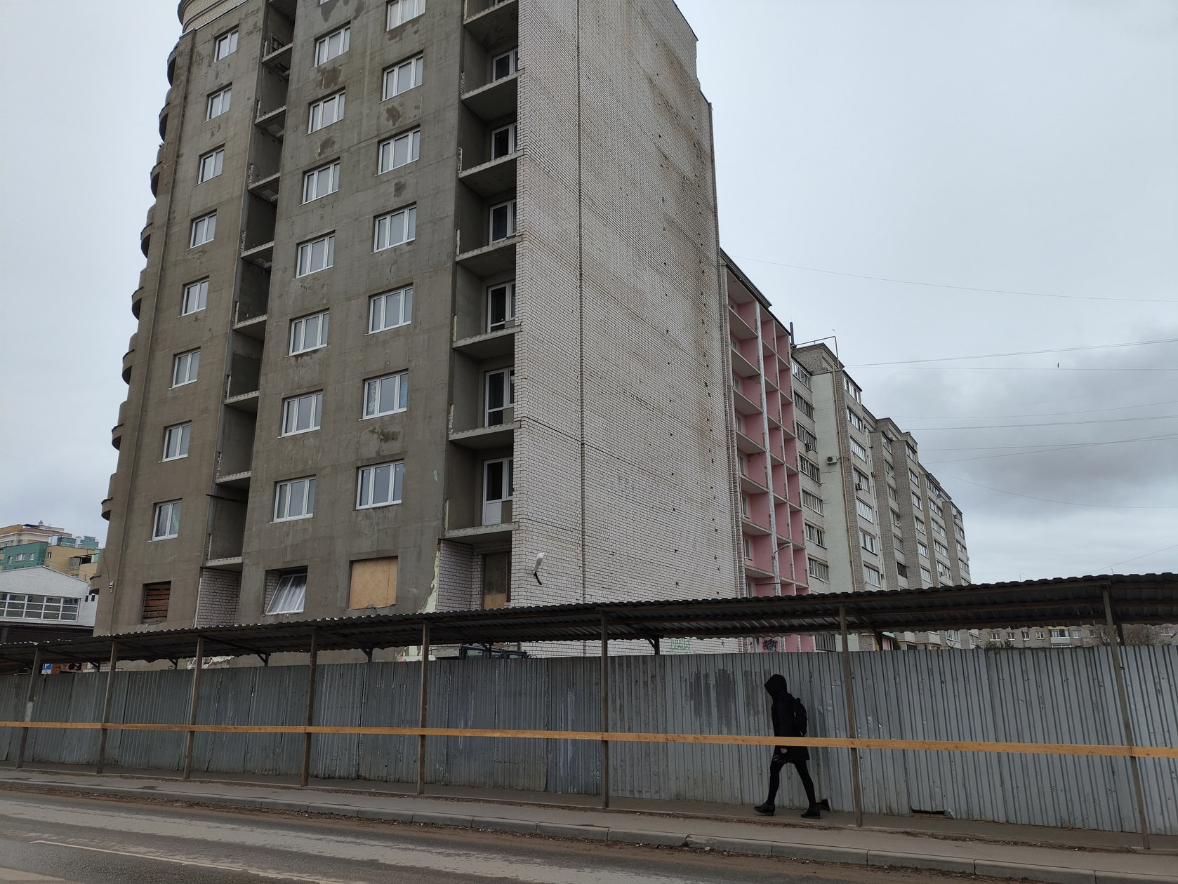 Ozernaya 08